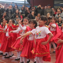 Fiesta familiar 2025 Svg+xml,%3Csvg%20xmlns%3D%22http%3A%2F%2Fwww.w3