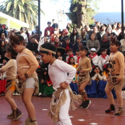 Fiesta familiar 2025 Svg+xml,%3Csvg%20xmlns%3D%22http%3A%2F%2Fwww.w3