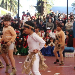Fiesta familiar 2025 Svg+xml,%3Csvg%20xmlns%3D%22http%3A%2F%2Fwww.w3