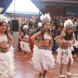 Fiesta familiar 2025 Svg+xml,%3Csvg%20xmlns%3D%22http%3A%2F%2Fwww.w3