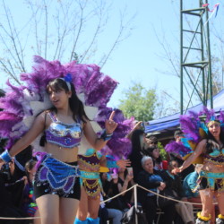 Fiesta familiar 2025 Svg+xml,%3Csvg%20xmlns%3D%22http%3A%2F%2Fwww.w3