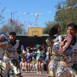 Fiesta familiar 2025 Svg+xml,%3Csvg%20xmlns%3D%22http%3A%2F%2Fwww.w3