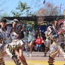 Fiesta familiar 2025 Svg+xml,%3Csvg%20xmlns%3D%22http%3A%2F%2Fwww.w3