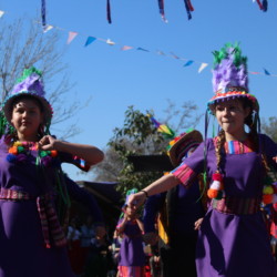 Fiesta familiar 2025 Svg+xml,%3Csvg%20xmlns%3D%22http%3A%2F%2Fwww.w3