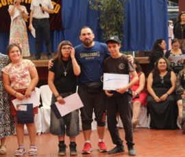 Ceremonia de reconocimiento 2025 Svg+xml,%3Csvg%20xmlns%3D%22http%3A%2F%2Fwww.w3