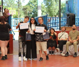 Ceremonia de reconocimiento 2025 Svg+xml,%3Csvg%20xmlns%3D%22http%3A%2F%2Fwww.w3