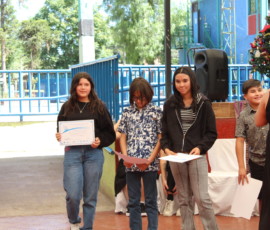 Ceremonia de reconocimiento 2025 Svg+xml,%3Csvg%20xmlns%3D%22http%3A%2F%2Fwww.w3