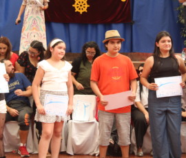 Ceremonia de reconocimiento 2025 Svg+xml,%3Csvg%20xmlns%3D%22http%3A%2F%2Fwww.w3