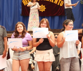 Ceremonia de reconocimiento 2025 Svg+xml,%3Csvg%20xmlns%3D%22http%3A%2F%2Fwww.w3