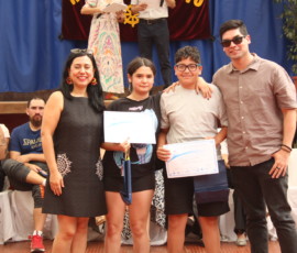 Ceremonia de reconocimiento 2025 Svg+xml,%3Csvg%20xmlns%3D%22http%3A%2F%2Fwww.w3