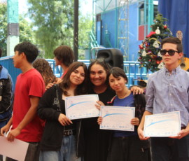Ceremonia de reconocimiento 2025 Svg+xml,%3Csvg%20xmlns%3D%22http%3A%2F%2Fwww.w3